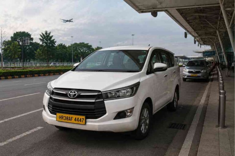 Airport pickup and drop taxi service in Delhi NCR